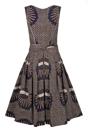 DIRNDL TÉRÉ | GRAFISCHER WAXPRINT IN BEIGE UND BLAU